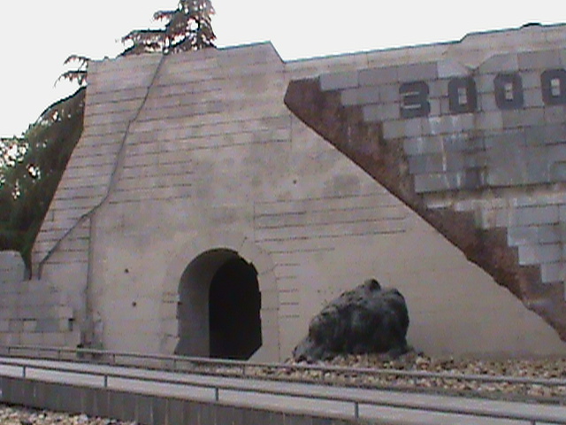 NanjingMassacreMemorial87